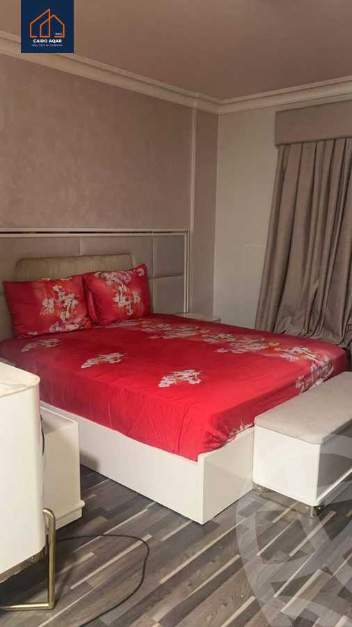 https://aqarmap.com.eg/ar/listing/5620765-for-sale-cairo-new-cairo-lrhb-city-phase-5-talaat-mostafa-st