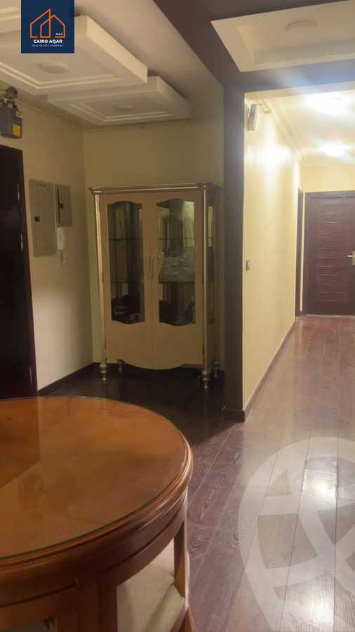 https://aqarmap.com.eg/ar/listing/5620765-for-sale-cairo-new-cairo-lrhb-city-phase-5-talaat-mostafa-st