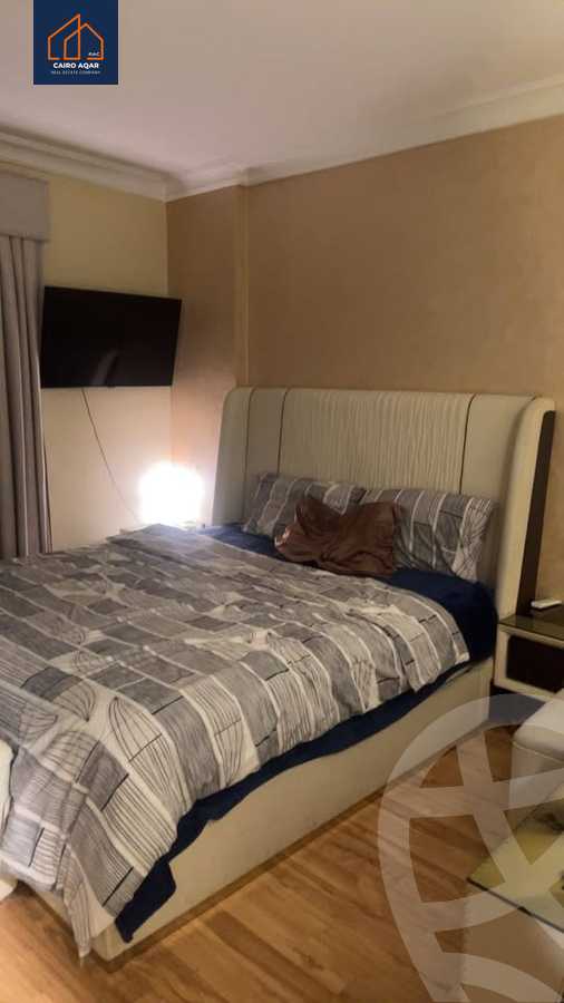 https://aqarmap.com.eg/ar/listing/5620765-for-sale-cairo-new-cairo-lrhb-city-phase-5-talaat-mostafa-st