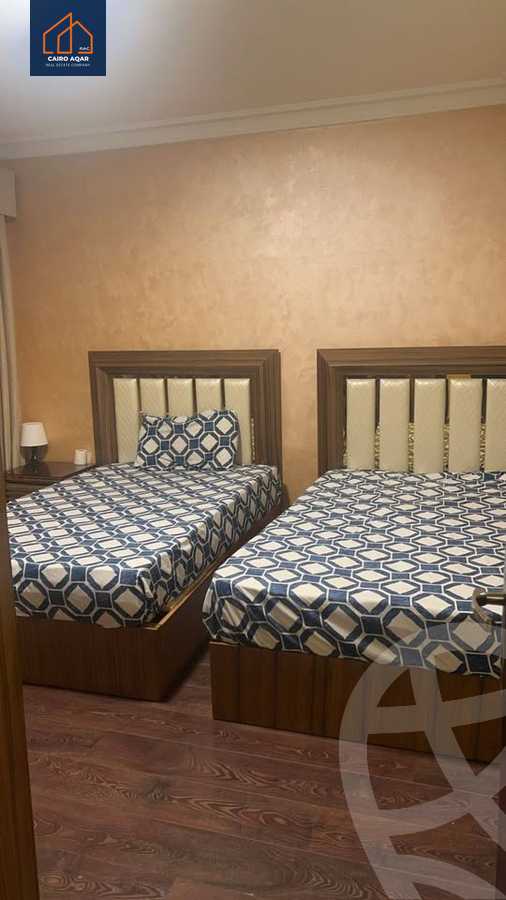 https://aqarmap.com.eg/ar/listing/5620765-for-sale-cairo-new-cairo-lrhb-city-phase-5-talaat-mostafa-st