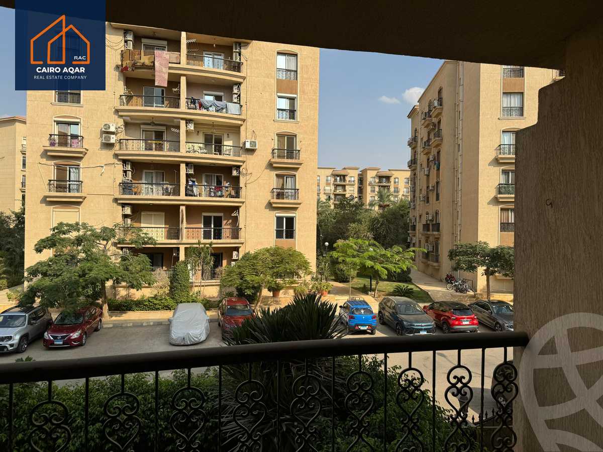 https://aqarmap.com.eg/en/listing/5622953-for-sale-cairo-new-cairo-lrhb-city-mtdd-lrhb-phase-8
