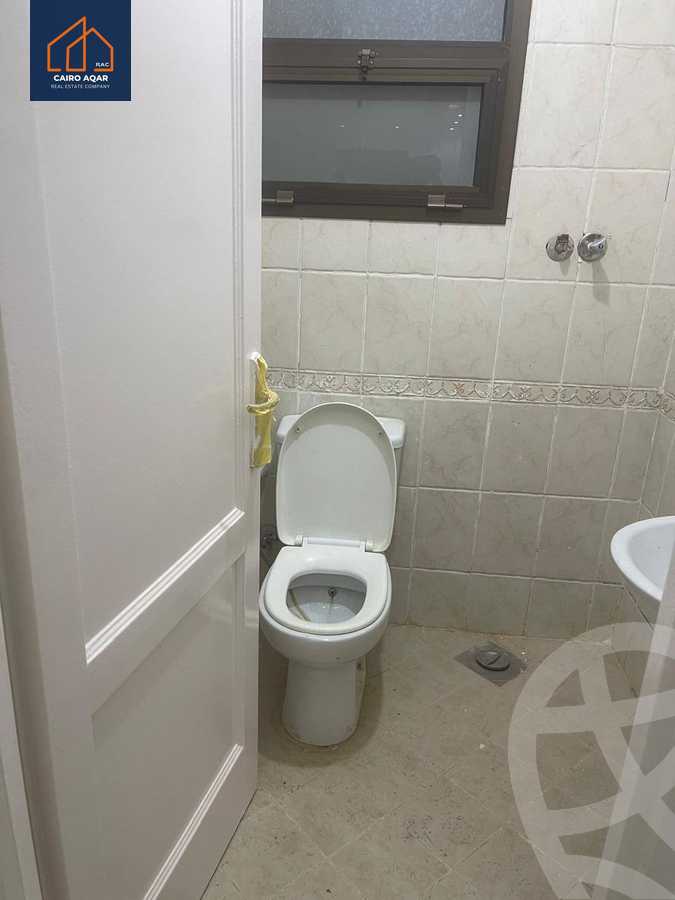 https://aqarmap.com.eg/en/listing/5622944-for-rent-cairo-new-cairo-lrhb-city-phase-5-talaat-mostafa-st