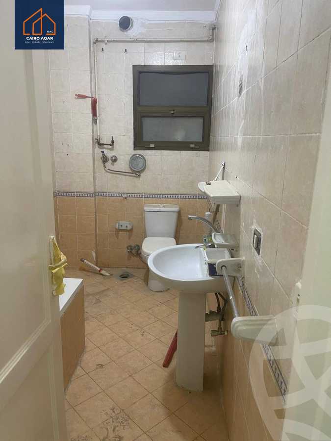 https://aqarmap.com.eg/en/listing/5622944-for-rent-cairo-new-cairo-lrhb-city-phase-5-talaat-mostafa-st