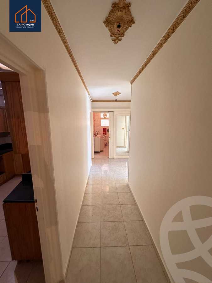 https://aqarmap.com.eg/en/listing/5623429-for-rent-cairo-new-cairo-lrhb-city-phase-4-mohammed-farid-st