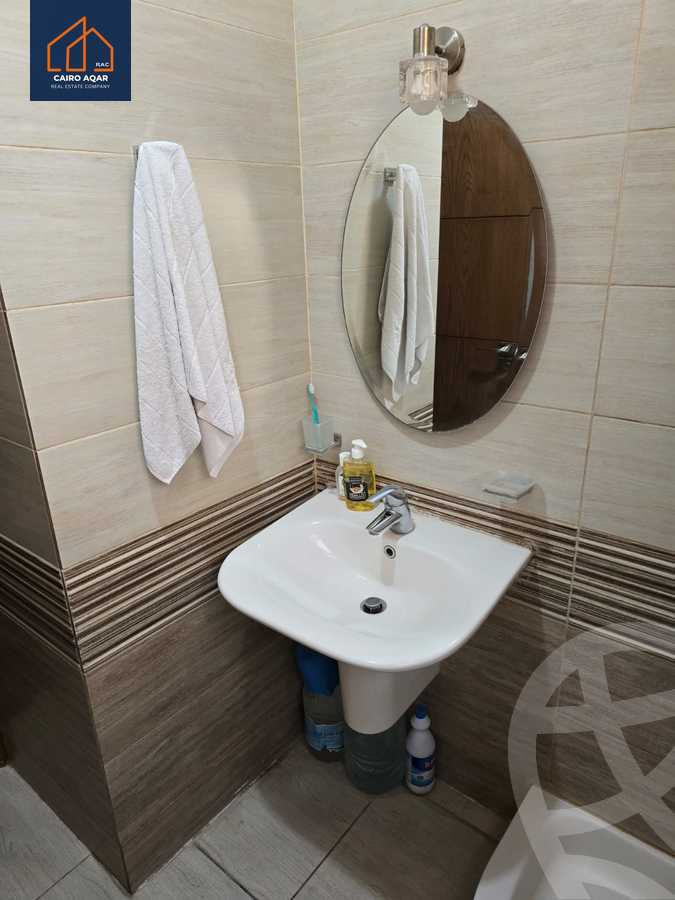 https://aqarmap.com.eg/ar/listing/5623685-for-sale-cairo-new-cairo-lrhb-city-phase-2-amr-ibn-el-aas-st