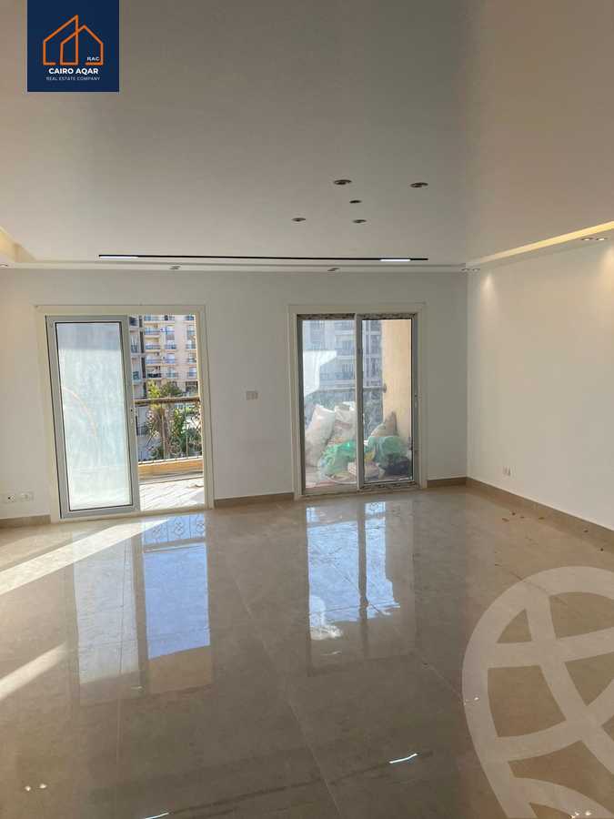 https://aqarmap.com.eg/ar/listing/5627894-for-sale-cairo-new-cairo-lrhb-city-mtdd-lrhb-phase-7