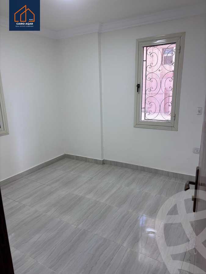 https://aqarmap.com.eg/en/listing/5638639-for-sale-cairo-new-cairo-lrhb-city-phase-4-mohammed-farid-st