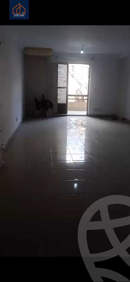 https://aqarmap.com.eg/en/listing/5640389-for-sale-cairo-new-cairo-lrhb-city-mtdd-lrhb-doctor-ahmed-zewail-st
