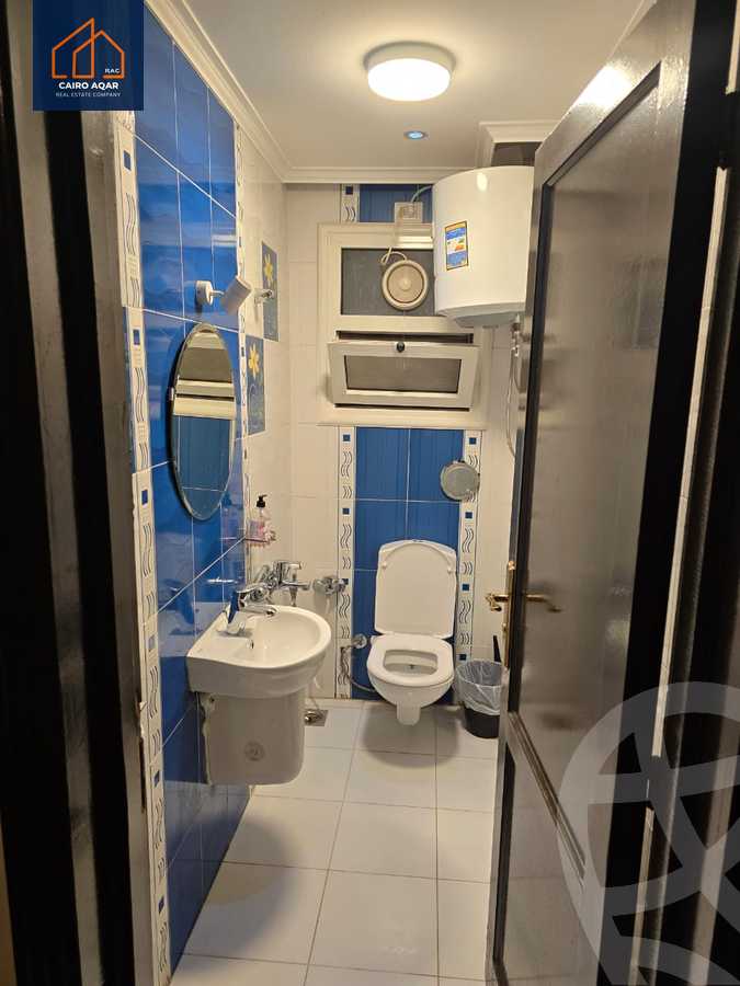 https://aqarmap.com.eg/en/listing/5645284-for-sale-cairo-new-cairo-lrhb-city-mtdd-lrhb-doctor-ahmed-zewail-st