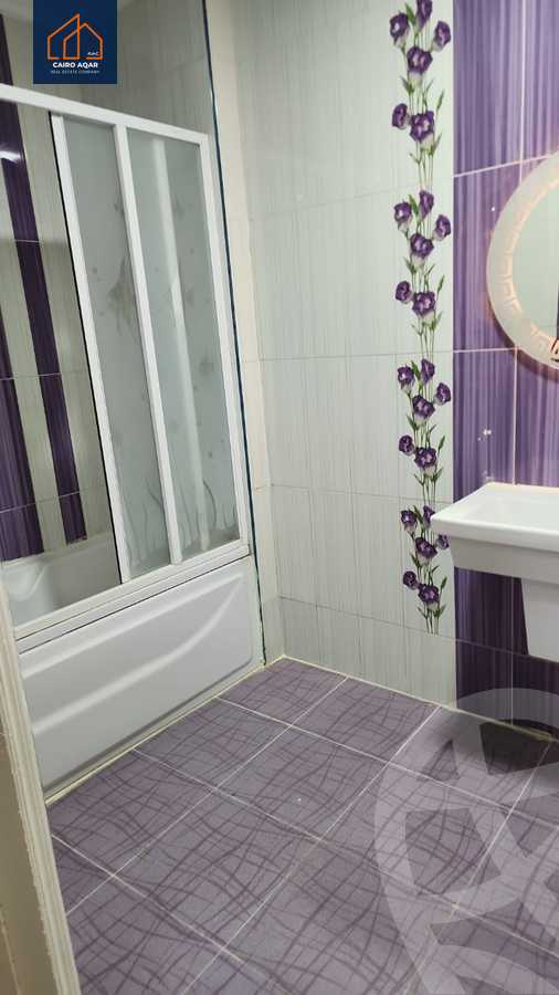 https://aqarmap.com.eg/en/listing/5646724-for-rent-cairo-new-cairo-lrhb-city-phase-5