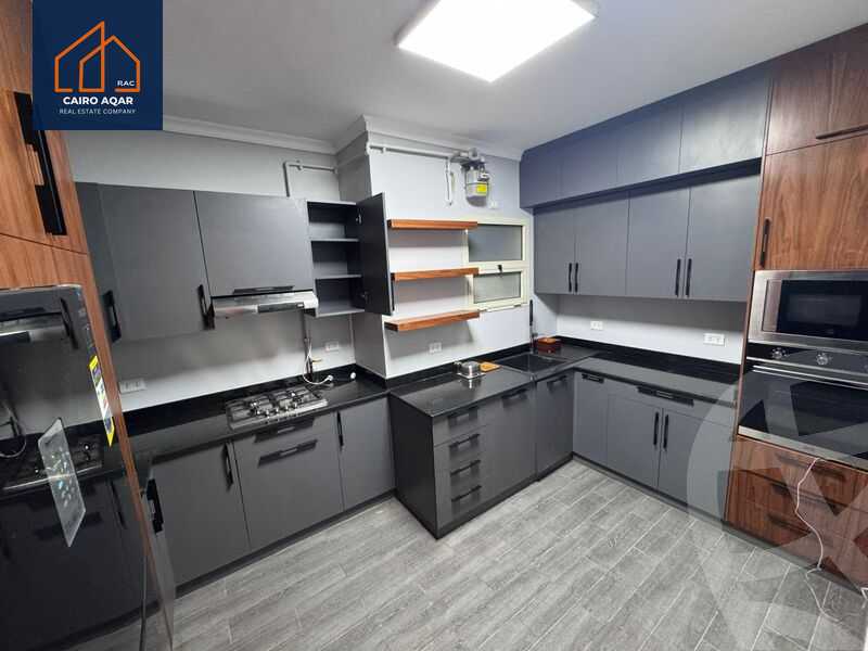 https://aqarmap.com.eg/ar/listing/5651263-for-rent-cairo-new-cairo-lrhb-city-phase-5-talaat-mostafa-st