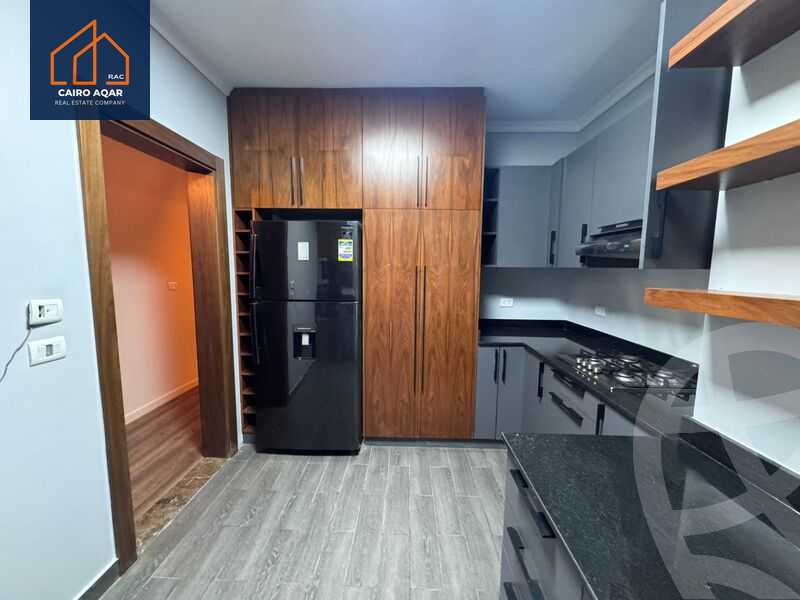 https://aqarmap.com.eg/ar/listing/5651263-for-rent-cairo-new-cairo-lrhb-city-phase-5-talaat-mostafa-st