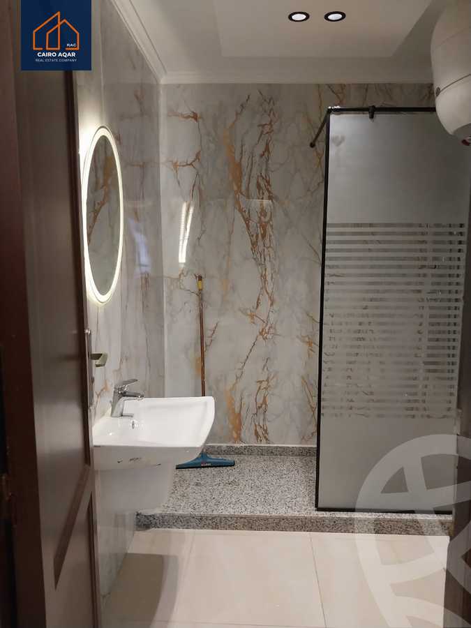 https://aqarmap.com.eg/en/listing/5654238-for-sale-cairo-new-cairo-lrhb-city-phase-1-ahmed-rami-st