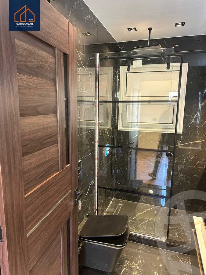 https://aqarmap.com.eg/en/listing/5661534-for-sale-cairo-new-cairo-compounds-mountain-view-hyde-park