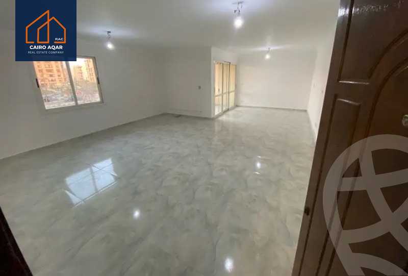 https://aqarmap.com.eg/en/listing/5664588-for-sale-cairo-new-cairo-lrhb-city-phase-4-mohammed-farid-st