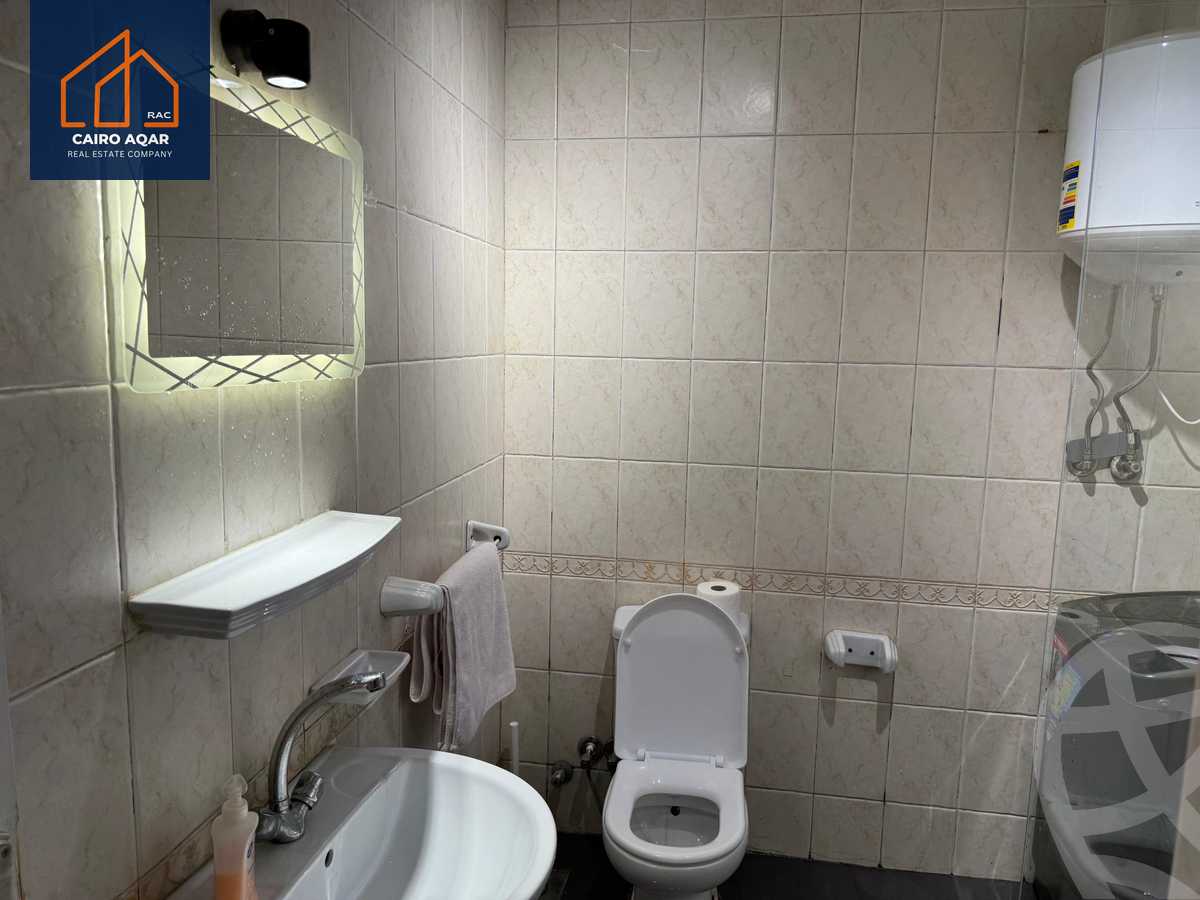 https://aqarmap.com.eg/en/listing/5664643-for-rent-cairo-new-cairo-lrhb-city-phase-5-talaat-mostafa-st