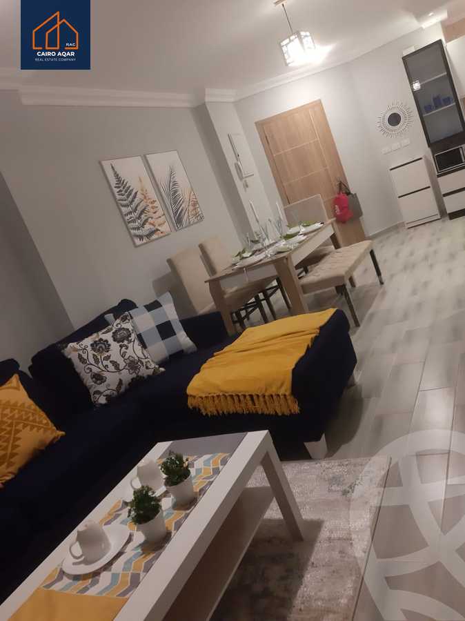 https://aqarmap.com.eg/ar/listing/5664976-for-rent-cairo-new-cairo-lrhb-city-phase-5-ibn-al-nafees-st