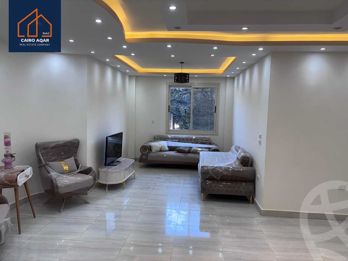 https://aqarmap.com.eg/en/listing/5665758-for-sale-cairo-new-cairo-lrhb-city-phase-4-mohammed-farid-st