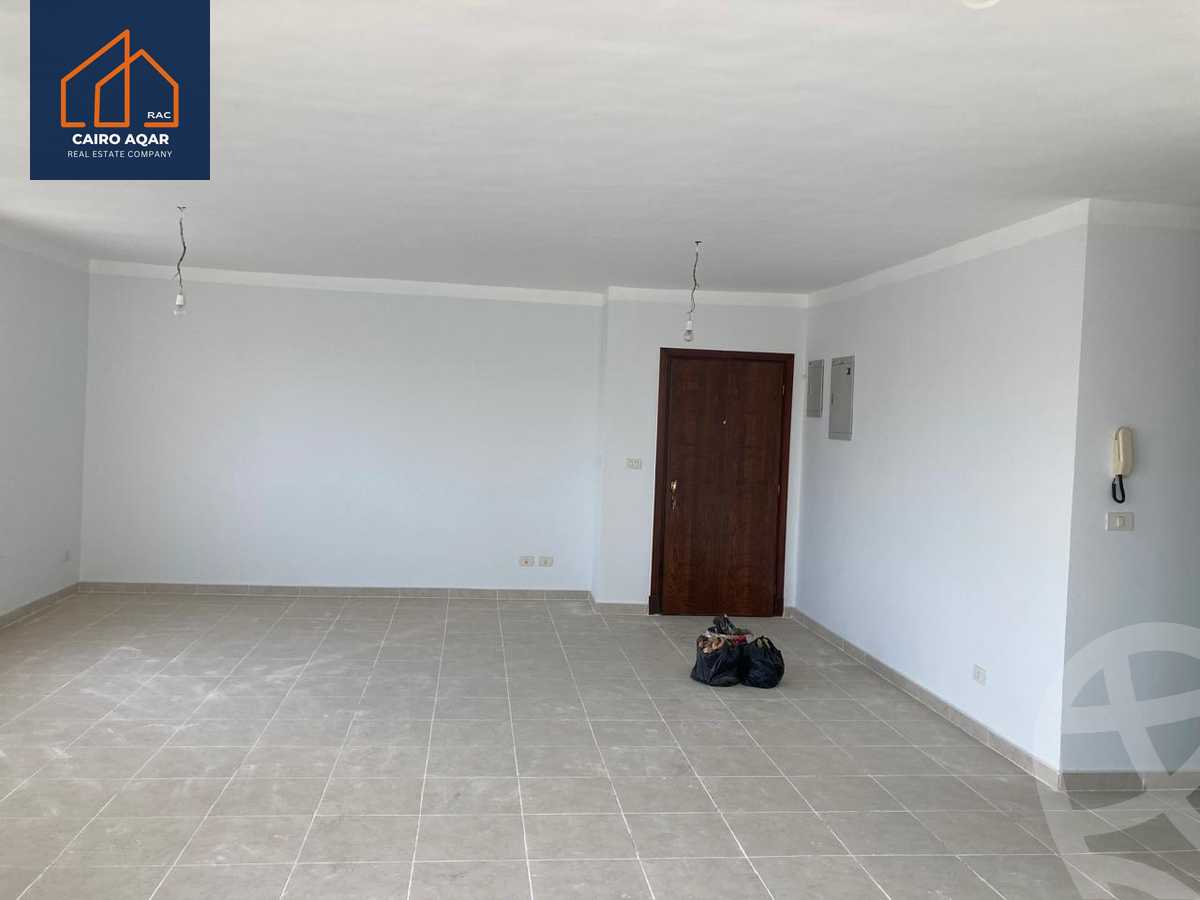 https://aqarmap.com.eg/en/listing/5671452-for-rent-cairo-new-cairo-lrhb-city-phase-4-mostafa-kamel-st