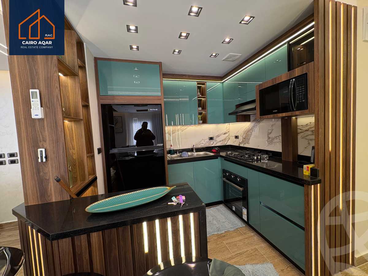https://aqarmap.com.eg/en/listing/5675363-for-sale-cairo-new-cairo-lrhb-city-phase-1-ahmed-rami-st