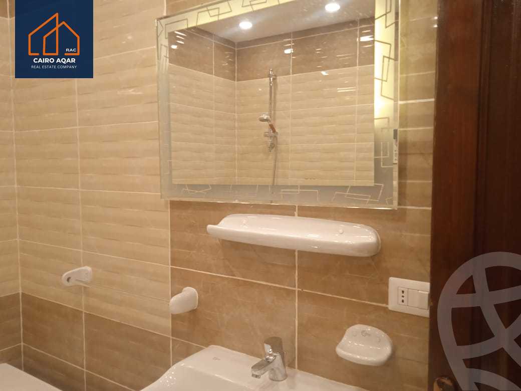 https://aqarmap.com.eg/en/listing/5675689-for-rent-cairo-new-cairo-lrhb-city-phase-5-talaat-mostafa-st