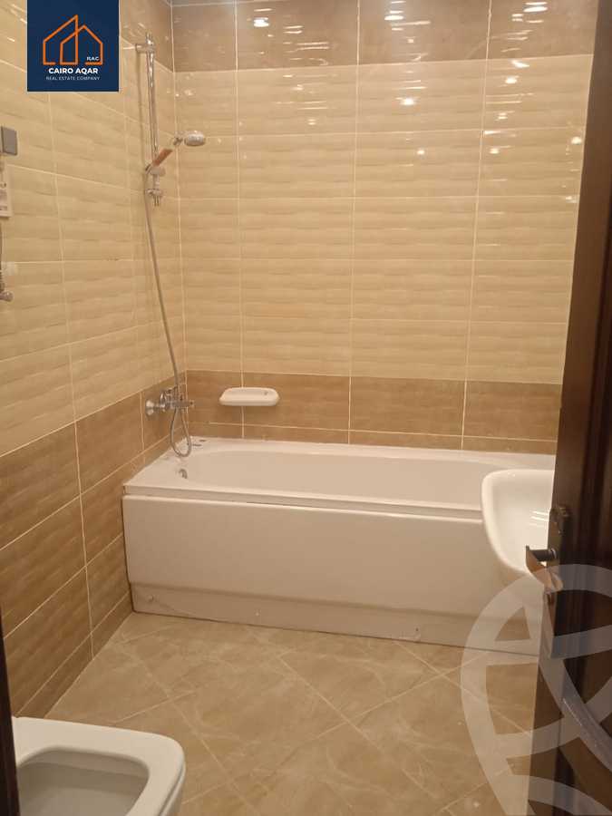 https://aqarmap.com.eg/en/listing/5675689-for-rent-cairo-new-cairo-lrhb-city-phase-5-talaat-mostafa-st