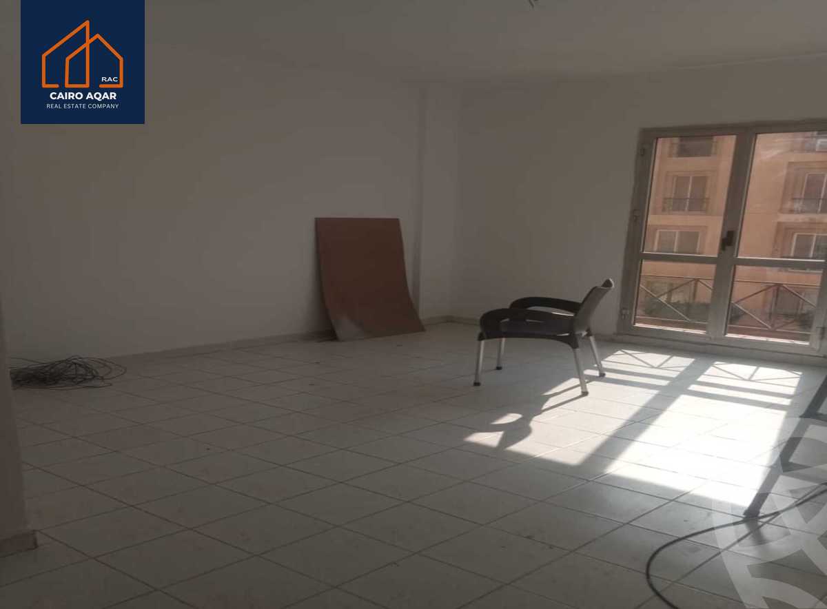 https://aqarmap.com.eg/en/listing/5675826-for-rent-cairo-new-cairo-lrhb-city-phase-5-talaat-mostafa-st