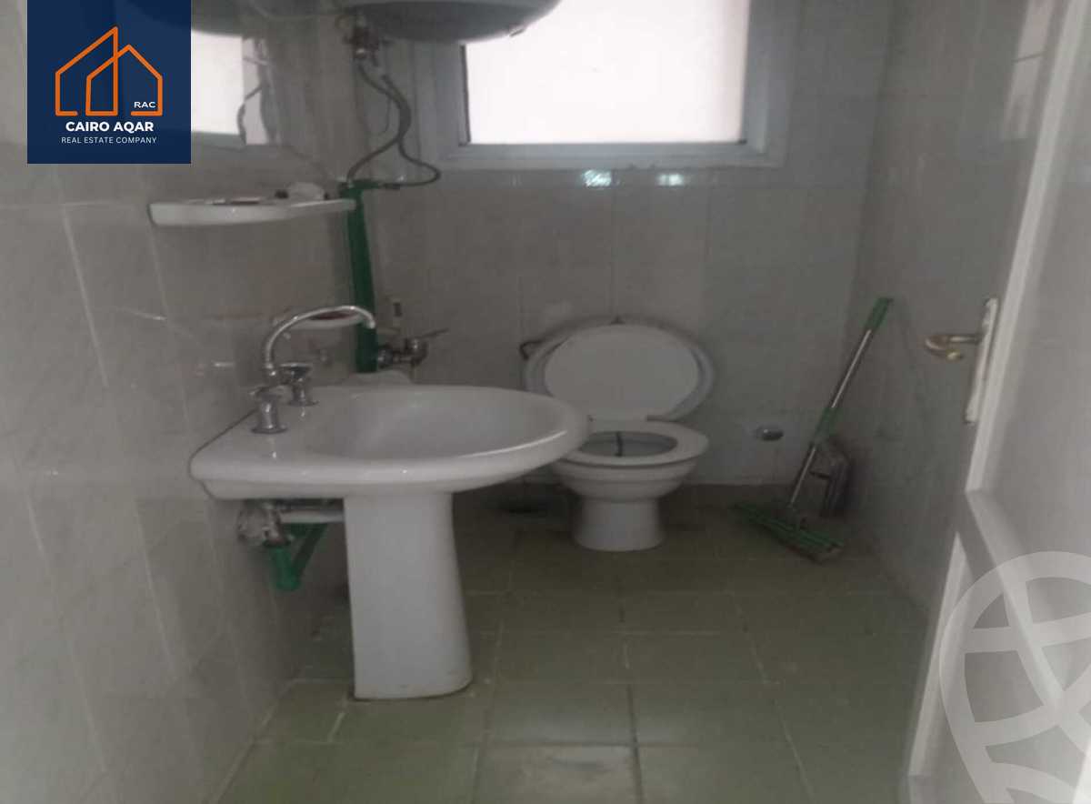 https://aqarmap.com.eg/en/listing/5675826-for-rent-cairo-new-cairo-lrhb-city-phase-5-talaat-mostafa-st