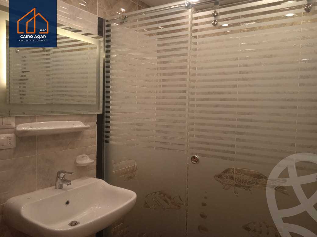 https://aqarmap.com.eg/en/listing/5687199-for-rent-cairo-new-cairo-lrhb-city-phase-1-ahmed-rami-st