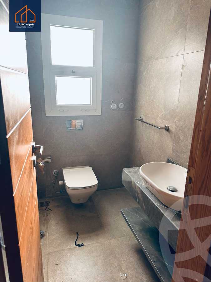 https://aqarmap.com.eg/en/listing/5692733-for-rent-cairo-new-cairo-compounds-hyde-park-centre-ville-hyde-park