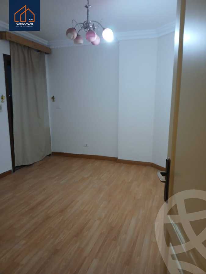 https://aqarmap.com.eg/ar/listing/5696038-for-rent-cairo-new-cairo-lrhb-city-phase-5-talaat-mostafa-st