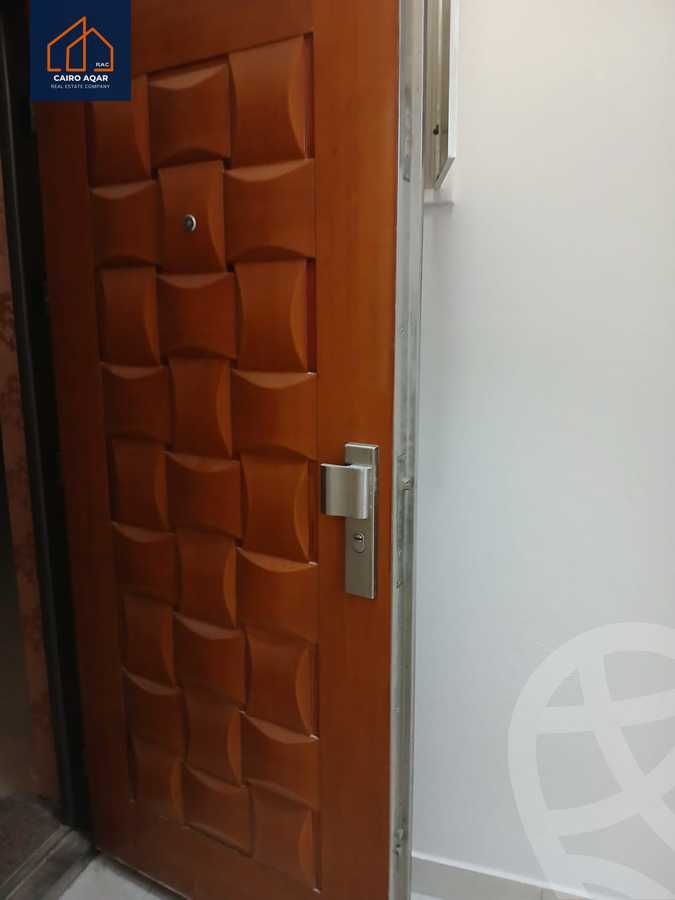 https://aqarmap.com.eg/ar/listing/5696038-for-rent-cairo-new-cairo-lrhb-city-phase-5-talaat-mostafa-st