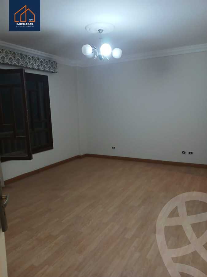 https://aqarmap.com.eg/ar/listing/5696038-for-rent-cairo-new-cairo-lrhb-city-phase-5-talaat-mostafa-st