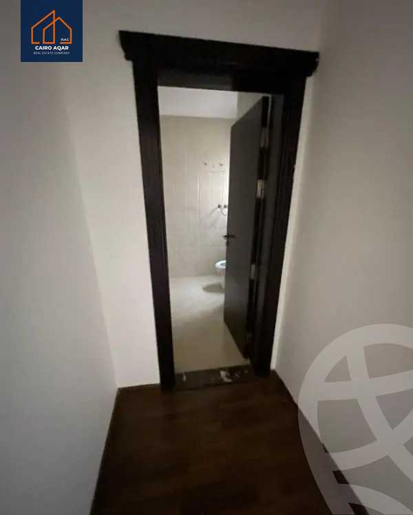 https://aqarmap.com.eg/ar/listing/5728584-for-rent-cairo-new-cairo-lrhb-city-phase-5-talaat-mostafa-st