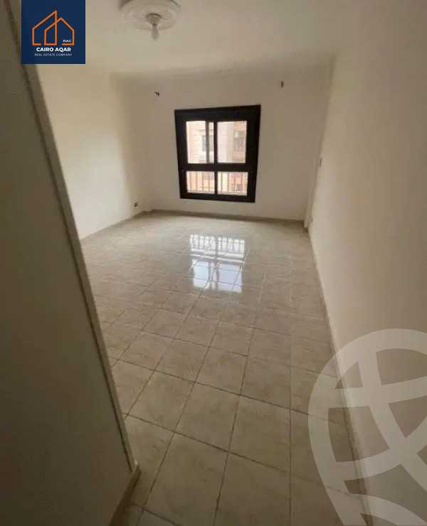 https://aqarmap.com.eg/ar/listing/5728584-for-rent-cairo-new-cairo-lrhb-city-phase-5-talaat-mostafa-st