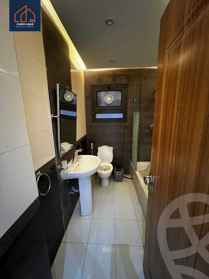 https://aqarmap.com.eg/ar/listing/5729620-for-rent-cairo-new-cairo-lrhb-city-phase-1-ahmed-rami-st