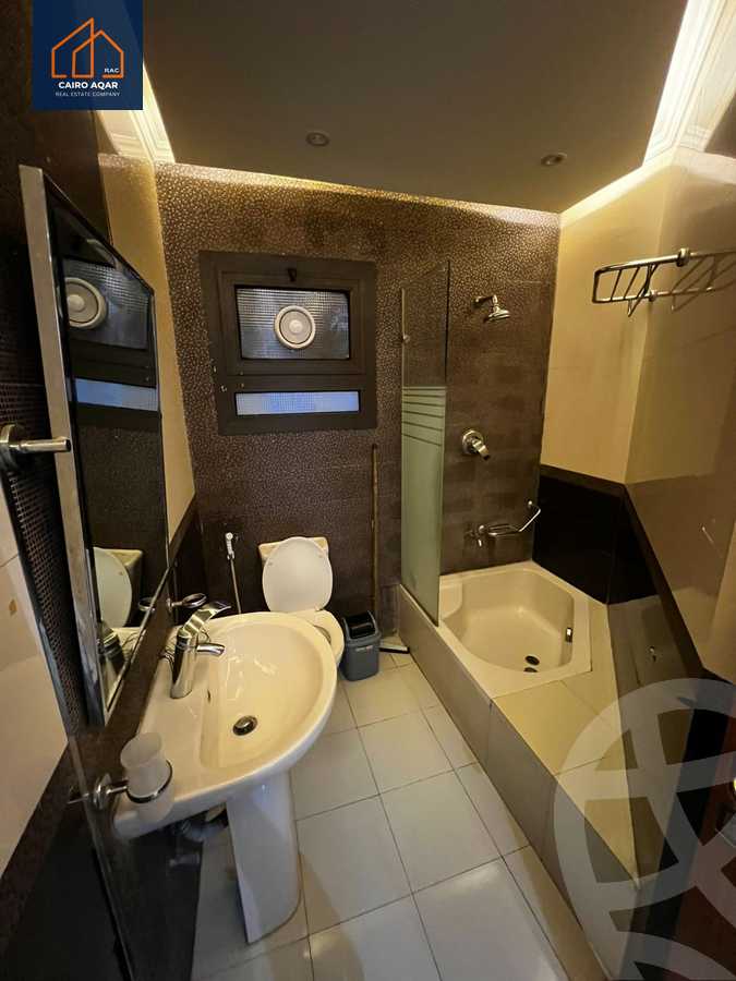 https://aqarmap.com.eg/ar/listing/5729620-for-rent-cairo-new-cairo-lrhb-city-phase-1-ahmed-rami-st