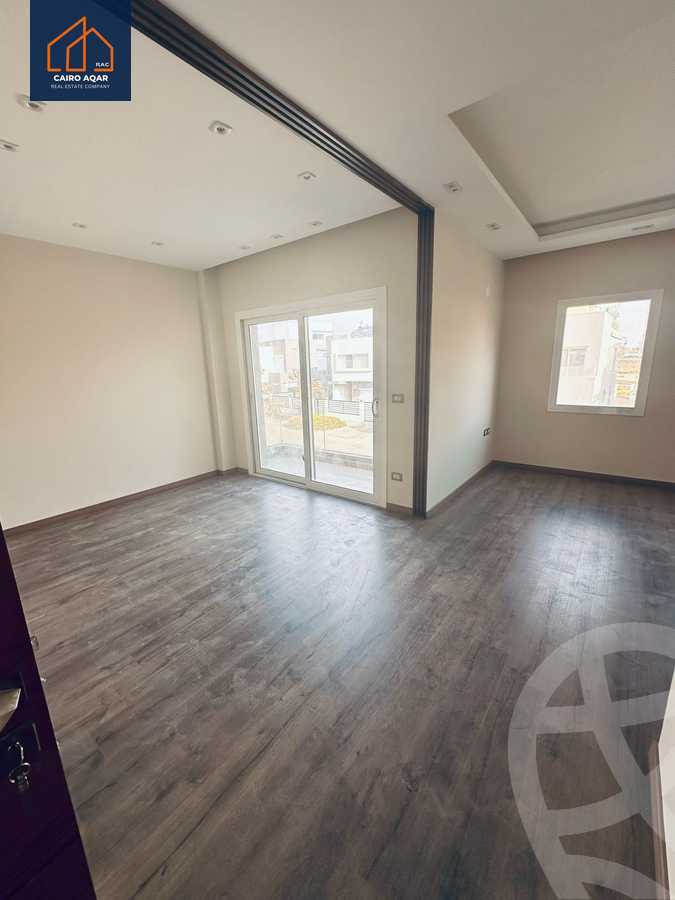 https://aqarmap.com.eg/en/listing/5732328-for-rent-cairo-new-cairo-compounds-hyde-park-centre-ville-hyde-park