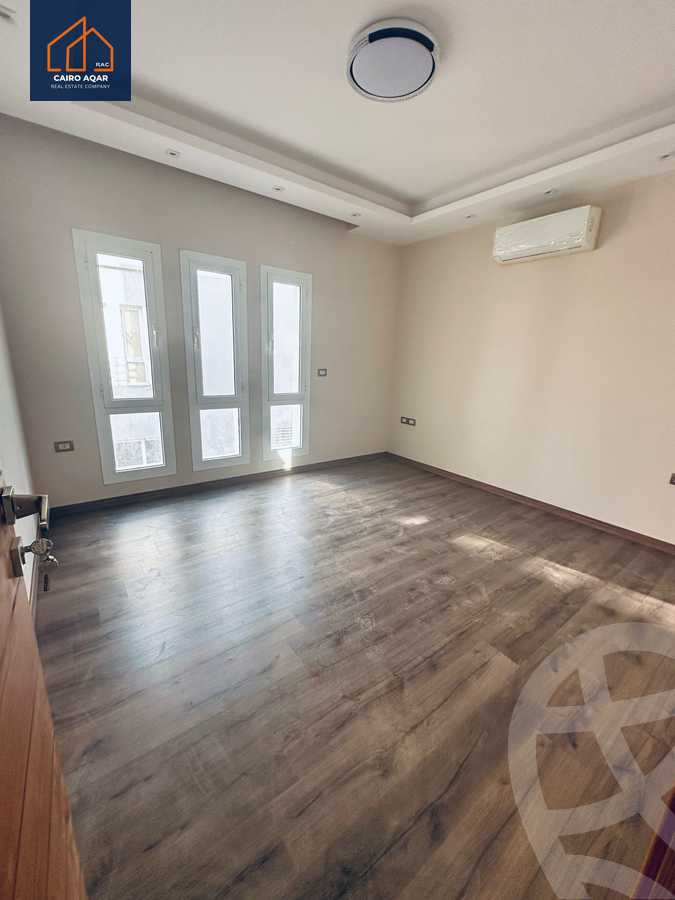 https://aqarmap.com.eg/en/listing/5732328-for-rent-cairo-new-cairo-compounds-hyde-park-centre-ville-hyde-park