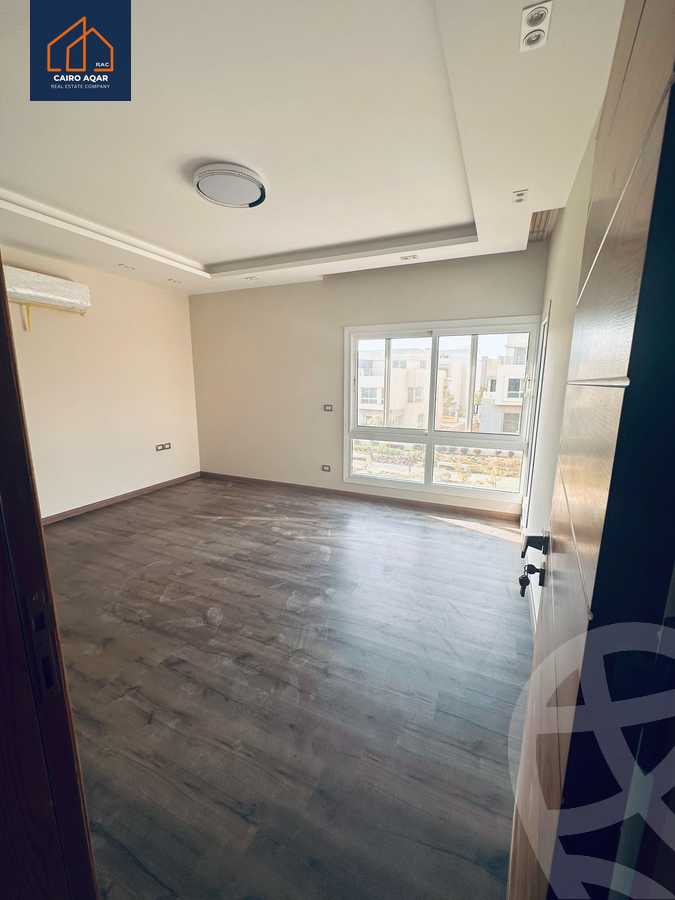 https://aqarmap.com.eg/en/listing/5732328-for-rent-cairo-new-cairo-compounds-hyde-park-centre-ville-hyde-park