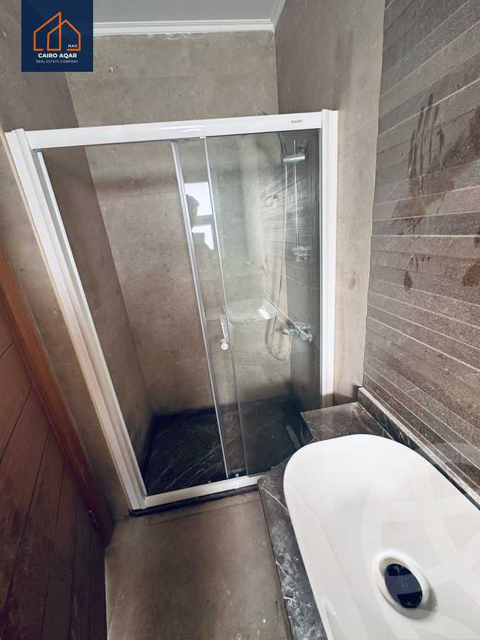 https://aqarmap.com.eg/en/listing/5732328-for-rent-cairo-new-cairo-compounds-hyde-park-centre-ville-hyde-park