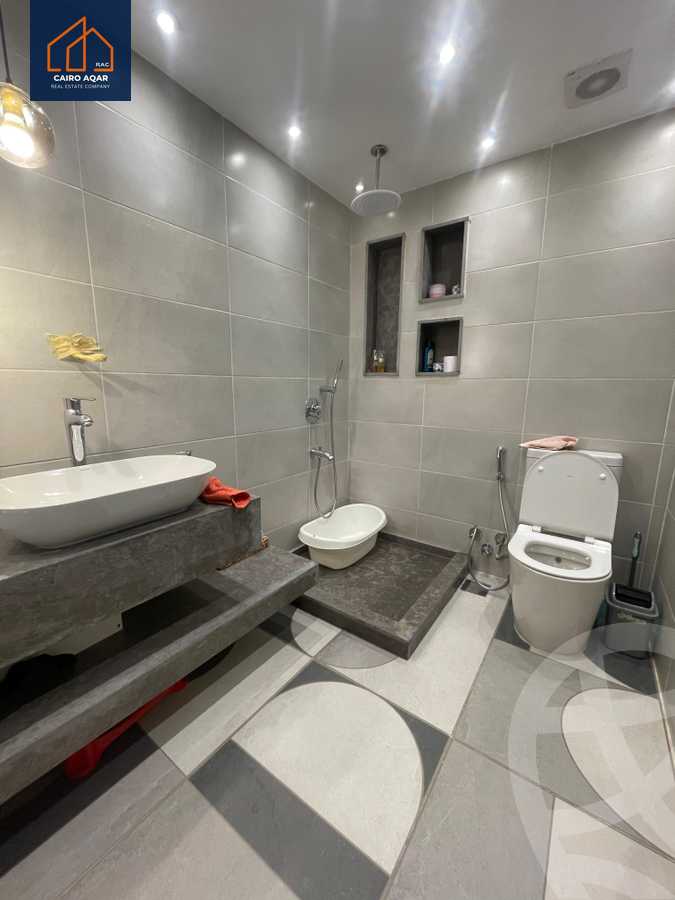 https://aqarmap.com.eg/en/listing/5752072-for-sale-cairo-new-cairo-lrhb-city-phase-5-talaat-mostafa-st