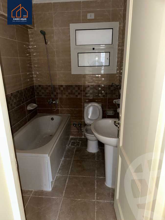 https://aqarmap.com.eg/ar/listing/5782198-for-rent-cairo-new-cairo-lrhb-city-phase-7