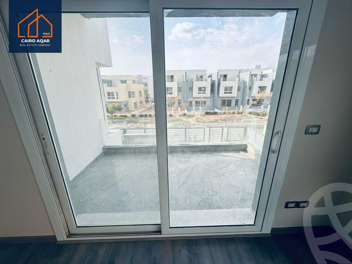 https://aqarmap.com.eg/ar/listing/5782832-for-rent-cairo-new-cairo-compounds-hyde-park-park-corner-hyde-park