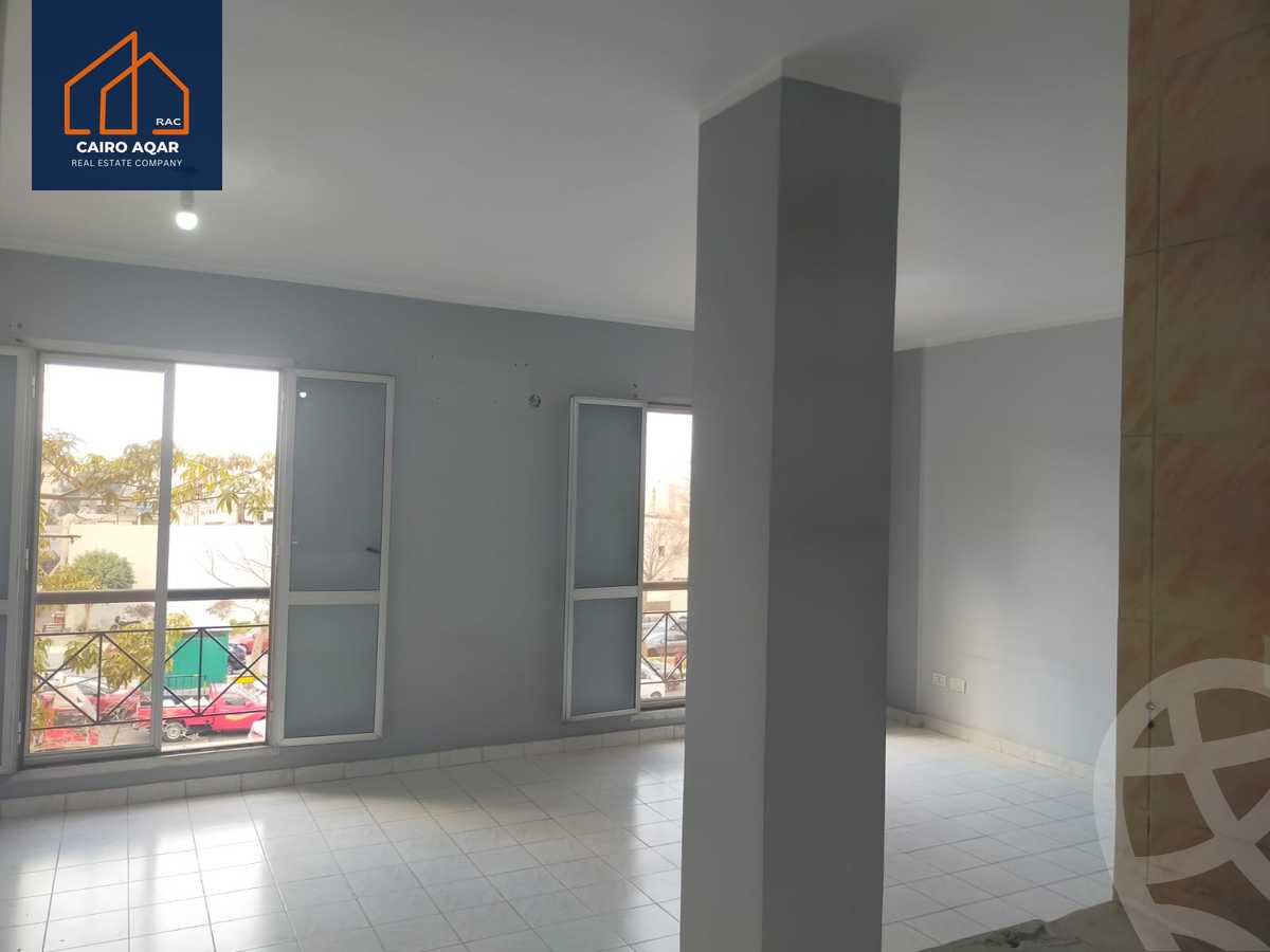 https://aqarmap.com.eg/en/listing/5785556-for-sale-cairo-new-cairo-lrhb-city-phase-1-ahmed-rami-st