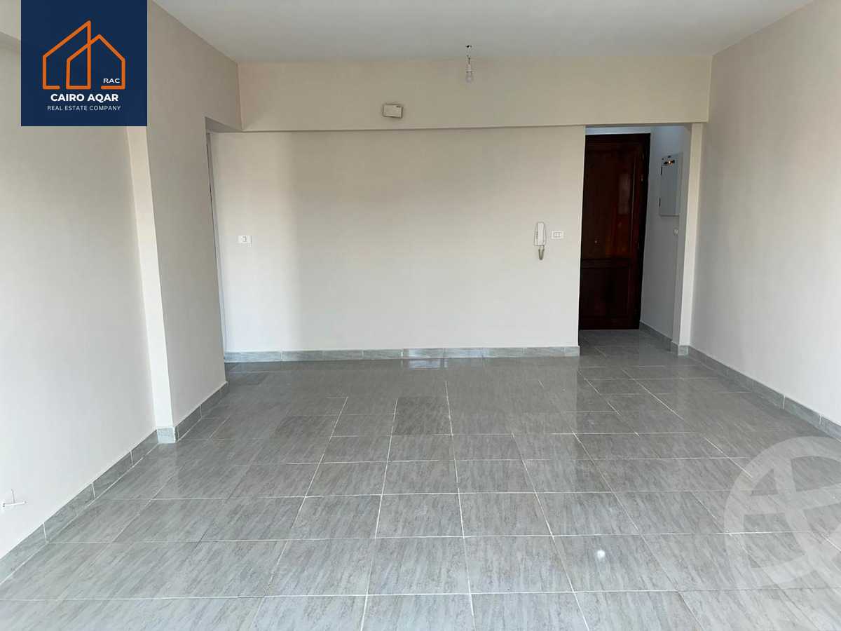 https://aqarmap.com.eg/ar/listing/5785604-for-rent-cairo-new-cairo-lrhb-city-phase-8