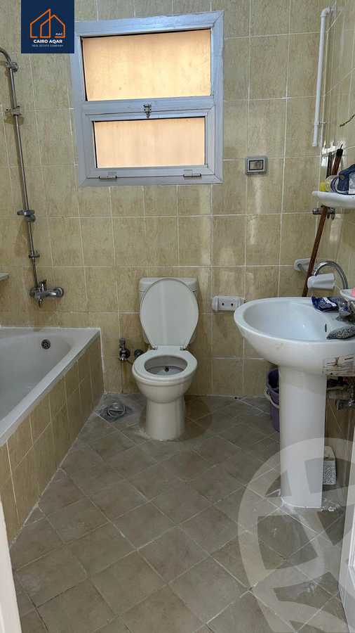 https://aqarmap.com.eg/ar/listing/5785604-for-rent-cairo-new-cairo-lrhb-city-phase-8