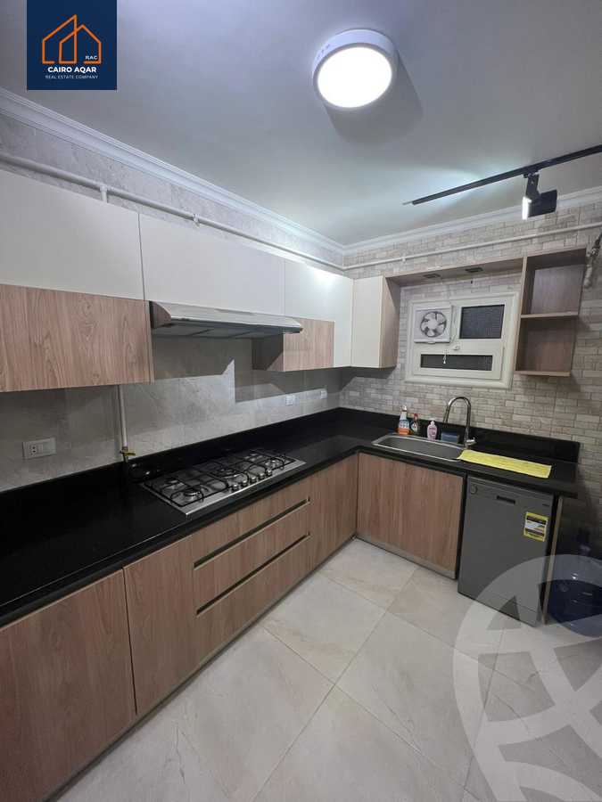 https://aqarmap.com.eg/en/listing/5788992-for-sale-cairo-new-cairo-lrhb-city-phase-4-mostafa-el-nahaas-st