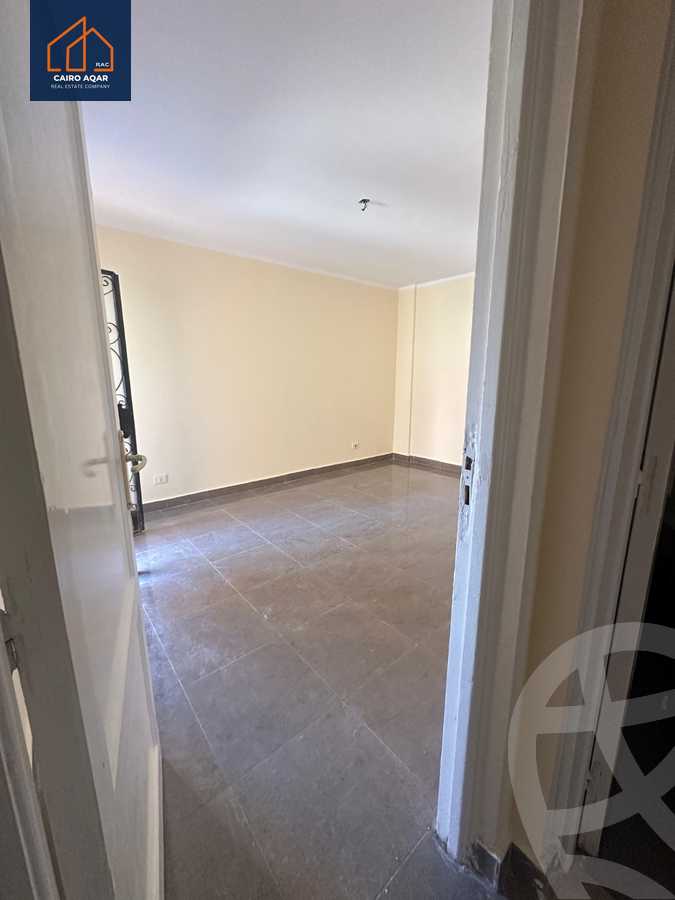 https://aqarmap.com.eg/ar/listing/5789298-for-rent-cairo-new-cairo-lrhb-city-phase-1-youssef-el-sebaey-st
