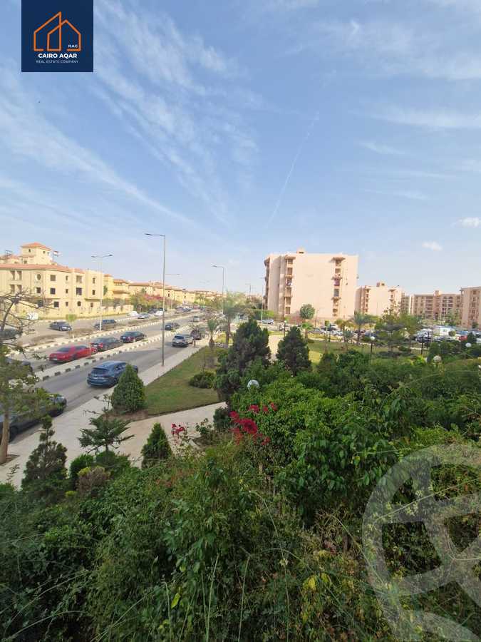 https://aqarmap.com.eg/en/listing/5820566-for-sale-cairo-new-cairo-lrhb-city-phase-5-ibn-al-nafees-st